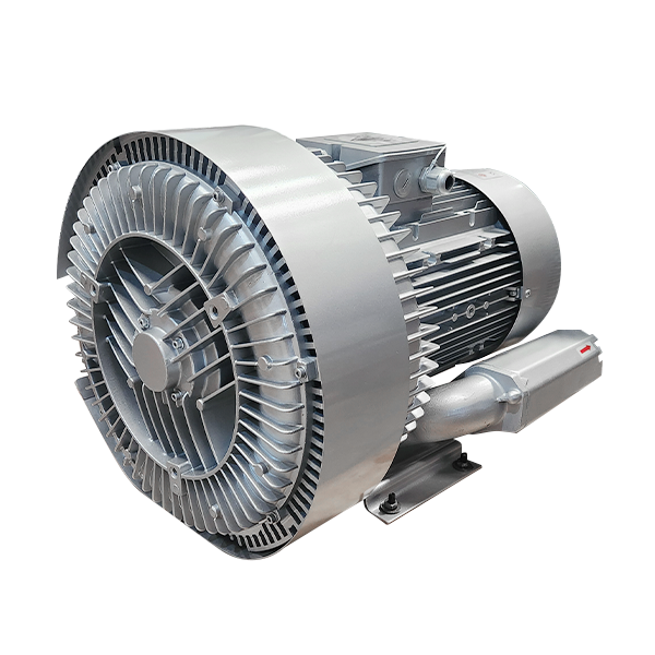 BOMBA VÁCUO/SOPRADOR RADIAL DUPLO ESTÁGIO 8.6KW (11.7CV), 220/380V